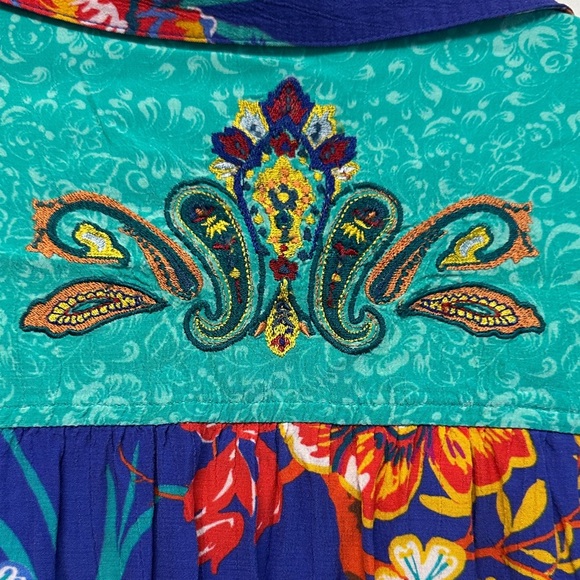 Soft Surroundings Hermosa Floral Patchwork Embroidered Button Down Blouse XL - Picture 5 of 5